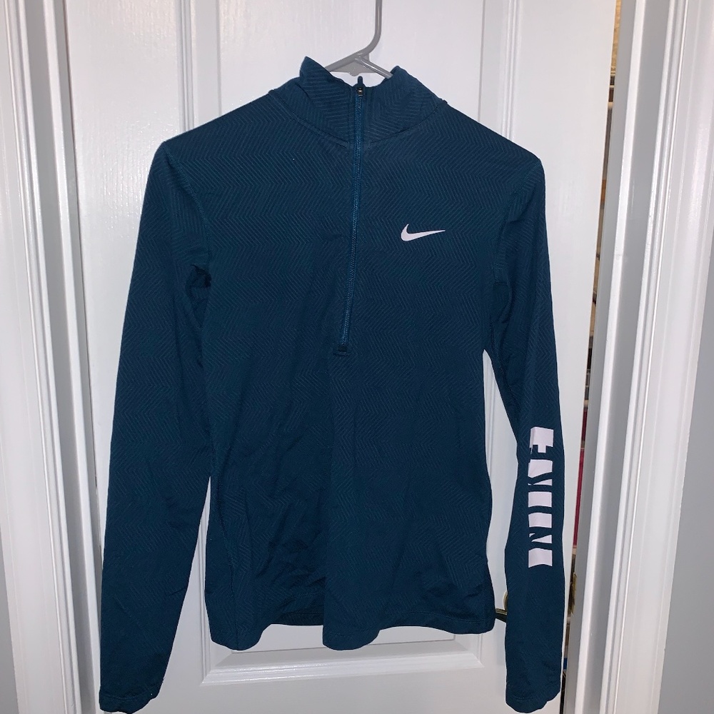 Nike Half Zip
